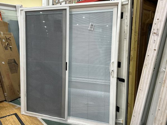 CCIN134 - 71X80 PATIO SLIDING PATIO DOOR WITH BLINDS LEFT HAND