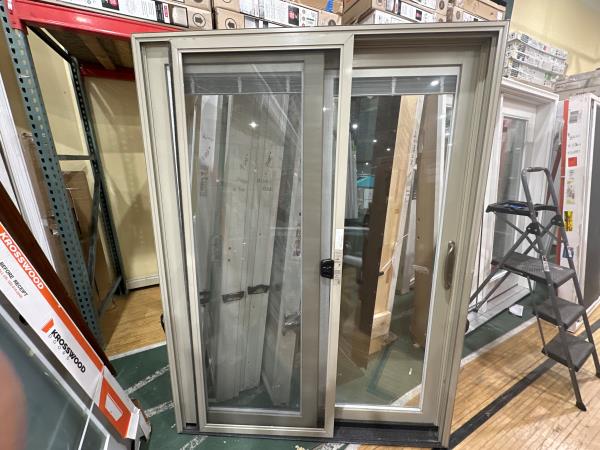 CCIN147 - 60X80 SLIDING PATIO DOOR LEFT HAND