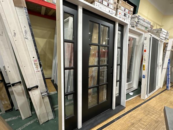 CCIN142 - 64X80 FRONT DOOR WITH WINDOWS LEFT HAND & SIDELITES