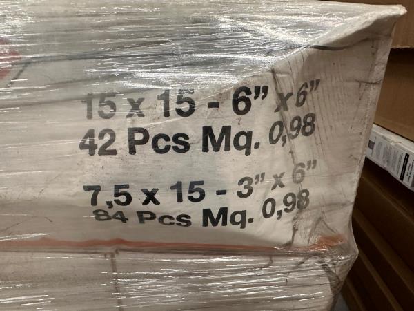 Pallet Ceramic Panaria APA1COHA0 15x15 w/ 40 cases