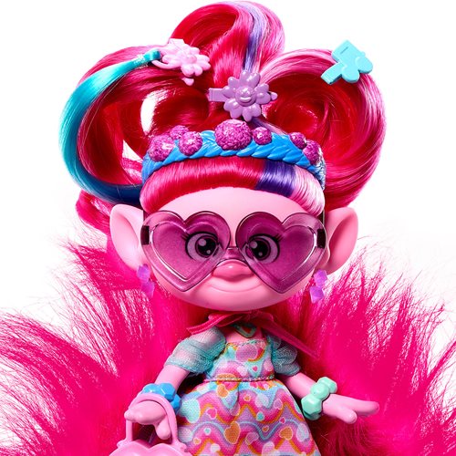 DreamWorks Trolls Band Together Hairsational Reveals Queen Poppy Fashion Doll & 10+ Accessories